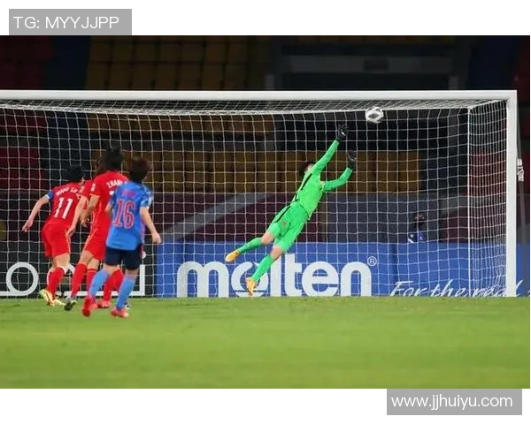 聚焦球员伤病康复全程记录展现坚韧意志与重返赛场之路 聚焦球员伤病康复全程记录展现坚韧意志与重返赛场之路