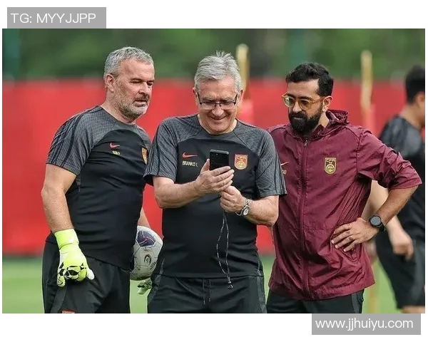 足坛迎来换帅风暴多国主帅接连下课引发全球足球格局震荡