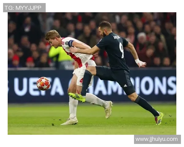 VAR赛场爆发小插曲,裁判如何处理? VAR赛场爆发小插曲,裁判如何处理?