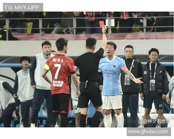 昔日队友情谊化作对手争锋世界杯预选赛再现恩怨对决